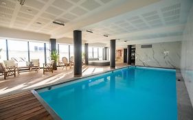 Le Barracuda&Spa, Centre Port, pieds dans l'eau, vue mer